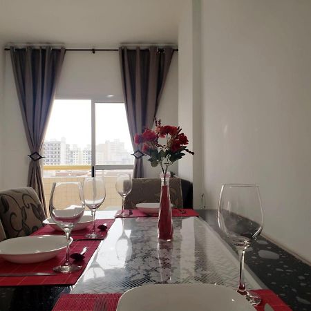 Lindo Apto 300M Praia Da Ocian E Centro - Vista Mar- Varanda Sacada - Wi-Fi 300 Mbps - Vaga De Garagem - Acomoda Ate 6 Pessoas Appartement Praia Grande  Buitenkant foto