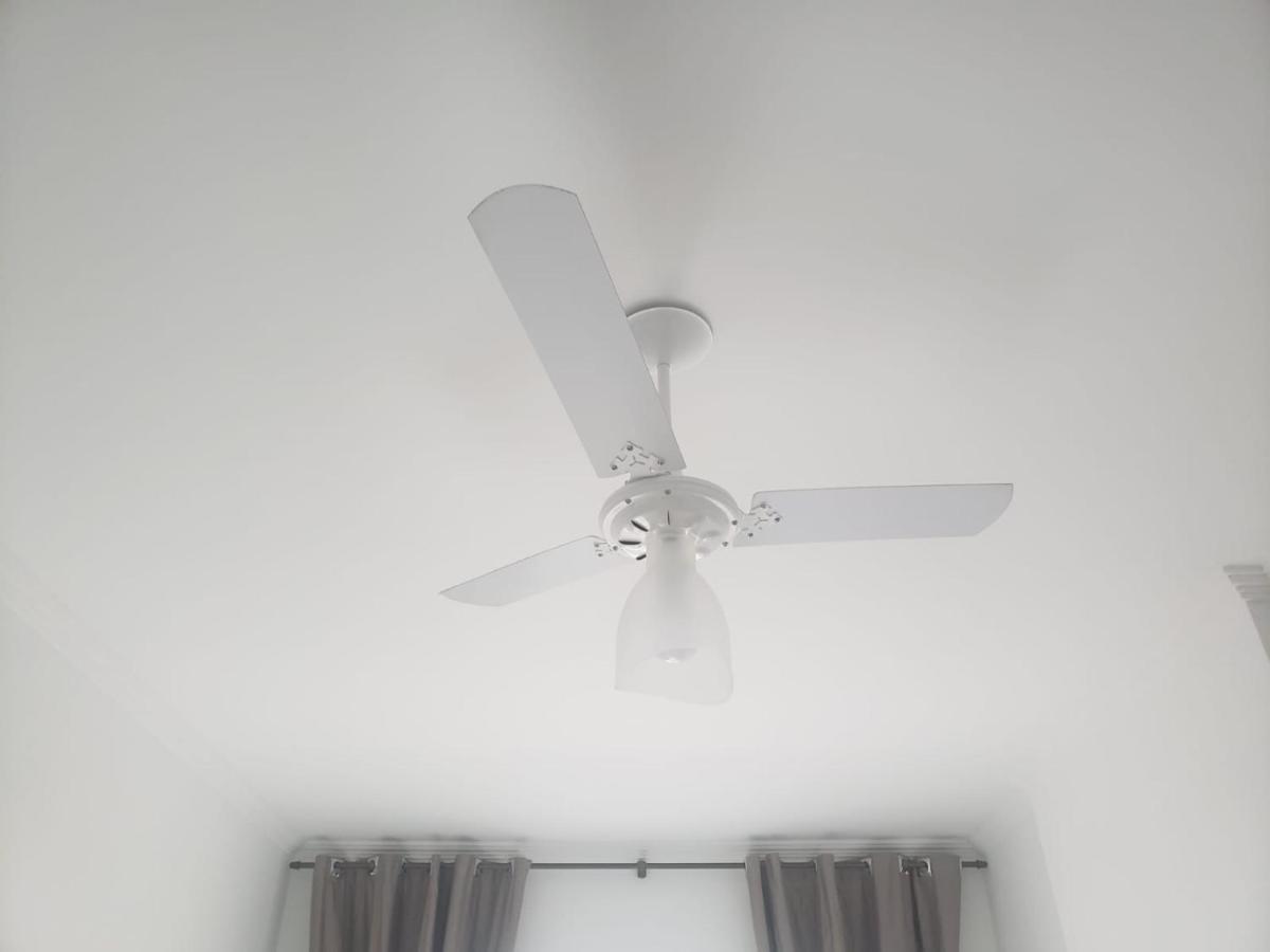 Lindo Apto 300M Praia Da Ocian E Centro - Vista Mar- Varanda Sacada - Wi-Fi 300 Mbps - Vaga De Garagem - Acomoda Ate 6 Pessoas Appartement Praia Grande  Buitenkant foto