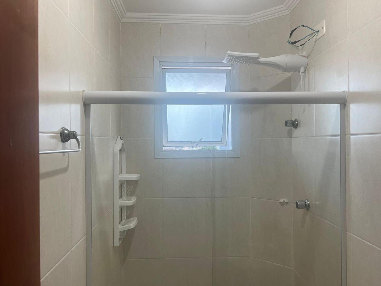 Lindo Apto 300M Praia Da Ocian E Centro - Vista Mar- Varanda Sacada - Wi-Fi 300 Mbps - Vaga De Garagem - Acomoda Ate 6 Pessoas Appartement Praia Grande  Buitenkant foto